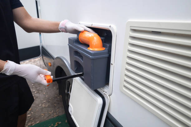 Best Portable restroom trailer rental  in Broussard, LA